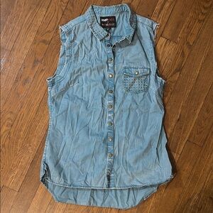 TEEN Vogue Denim Button Down Sleeveless Top, Junior’s Medium, Great Condition!